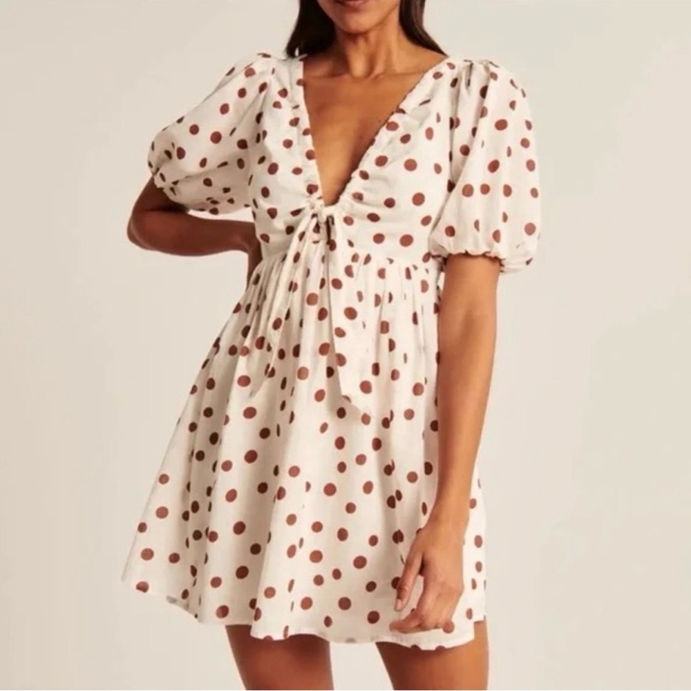 Abercrombie & Fitch Cinch-front White Mini Dress with Brown Polka Dots SIZE M
